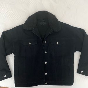 Black jacket with Sherpa inner lining.Size L